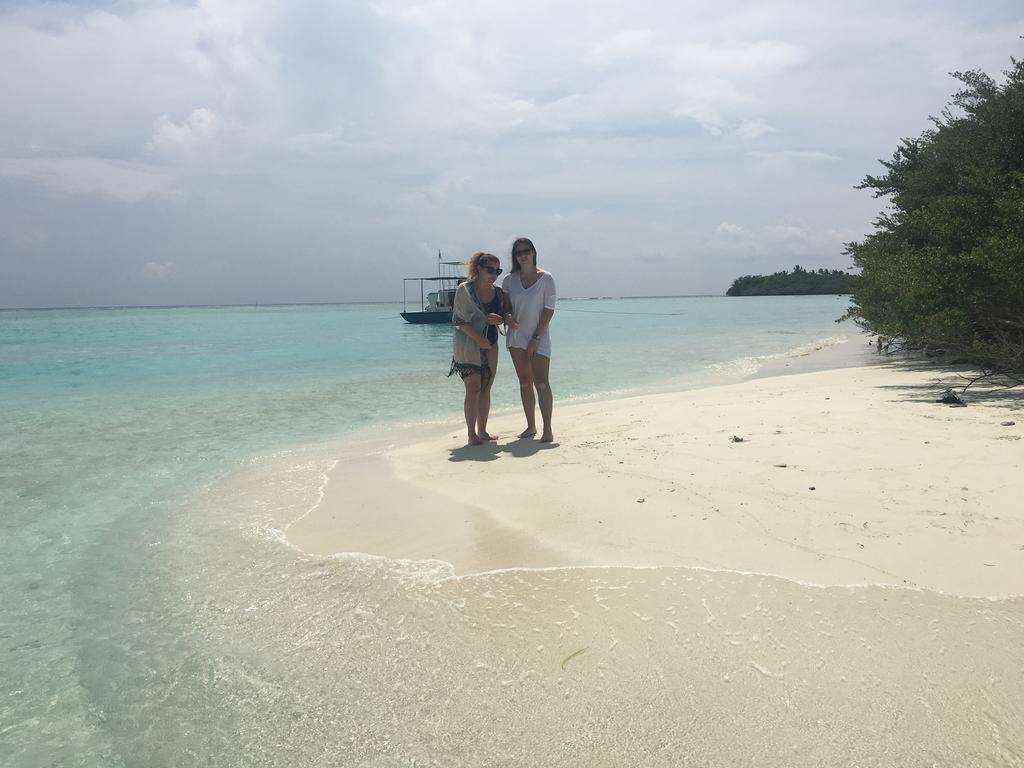 Sunset Holidays Huraa Exterior foto