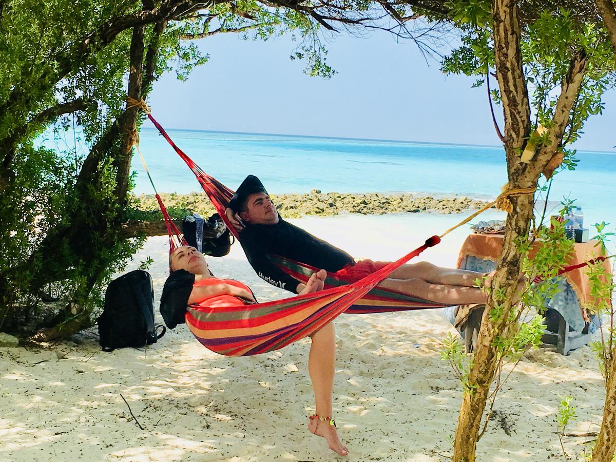 Sunset Holidays Huraa Exterior foto
